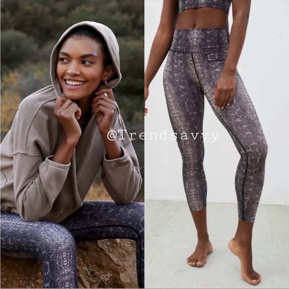 Anthropologie Varley Gray Snake Print Leggings Cropped Hoodie Set Small NWT